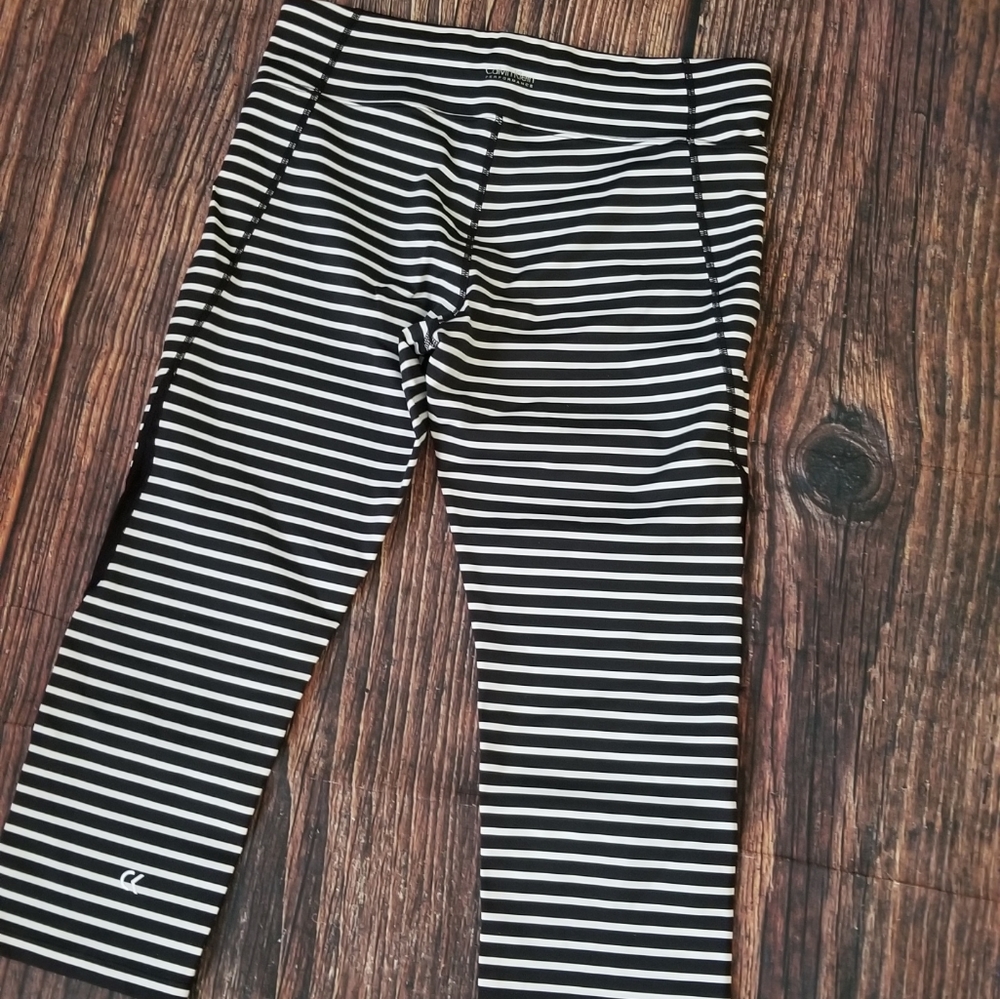Calvin Klein Performance Striped Leggings - Picture 16 of 16